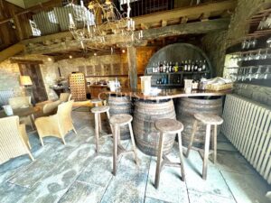 Près de Fezensac - Ferme restaurée avec soin dans un endroit paisible avec vue sur les vallées et les Pyrénées