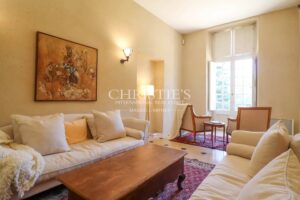 Château érigé au XVIème siècle absolument spectaculaire près de Bordeaux