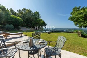 Stunning designer property with incredible river views