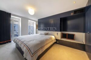 CENTRE-VILLE LA ROCHELLE - Maison d'exception 5 chambres avec jardin et garage