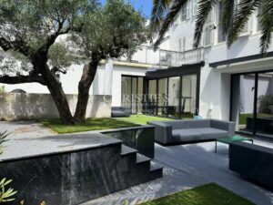 CENTRE-VILLE LA ROCHELLE - Maison d'exception 5 chambres à deux pas de la place du marché