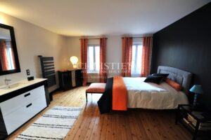 Somptueuse Maison Girondine entièrement rénovée avec piscine, près de Libourne