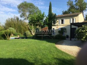 Somptueuse Maison Girondine entièrement rénovée avec piscine, près de Libourne