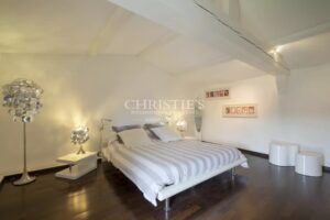 Maxwell-Baynes Christie's logis manoir chateau mer plage forêt france charente-maritime royan saintes rochefort