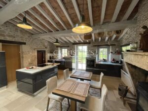 Sumptuous Chartreuse estate with vineyard near Saint-Emilion