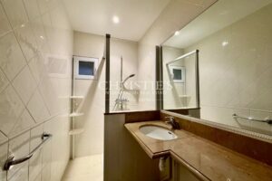 Logis du 16e siècle entièrement rénové avec dépendances et gîte près d'Angoulême