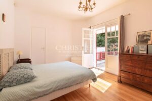 Magnifique villa Gaume avec vue Bassin et grand terrain arboré