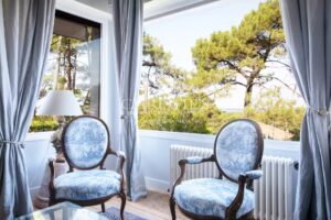 Magnifique villa Gaume avec vue Bassin et grand terrain arboré