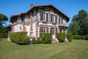 Escource - Propriété basco landaise de 260m² à 20 minutes des plages