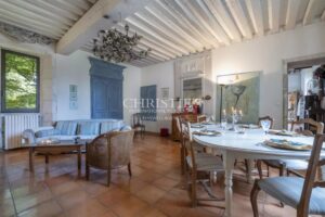 Maxwell-Baynes Christie's logis manoir chateau mer plage forêt france charente-maritime royan saintes rochefort