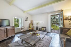 Maxwell-Baynes Christie's logis manoir chateau mer plage forêt france charente-maritime royan saintes rochefort