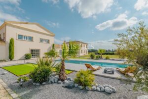 Impressive 6.5 ha estate - AOC Haut Médoc vineyard - Wine tourism