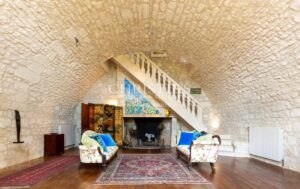 La Tour Sud - Une histoire gravée dans la pierre