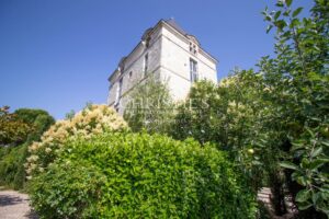 La Tour Sud - Une histoire gravée dans la pierre
