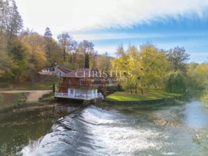 Beautiful riverside mill and contemporary house Dordogne