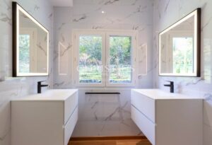 Beautiful riverside mill and contemporary house Dordogne