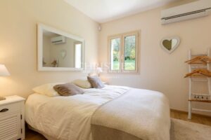 Beautiful riverside mill and contemporary house Dordogne