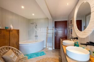 Villa d'exception, vue panoramique sur le lagon et Moorea