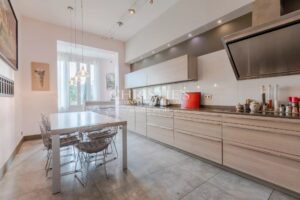 St Genes - Hotel Particulier avec 2 places de stationnement