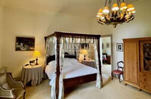 Chateau de Campagne et Domaine extraordinaire près de Brantôme