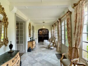 Chateau de Campagne et Domaine extraordinaire près de Brantôme