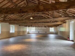 Chateau de Campagne et Domaine extraordinaire près de Brantôme