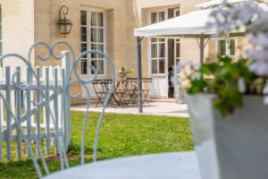 Rive Droite - Maison de Maître récemment rénovée à Cambes