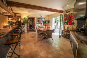 Domaine Rural, alimentés par l'énergie solaire et 100 % d'électricité renouvelable, Lac et 18 hectares de terrain vallonné