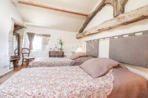 Domaine Rural, alimentés par l'énergie solaire et 100 % d'électricité renouvelable, Lac et 18 hectares de terrain vallonné