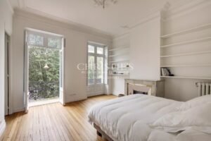 Jardin Public - Appartement de réception de 205m² avec balcons