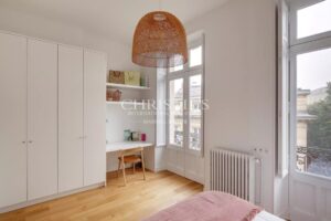 Jardin Public - Appartement de réception de 205m² avec balcons