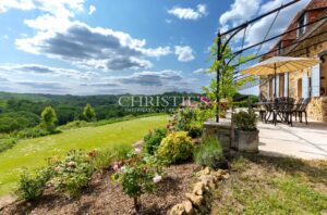 Exquisite Luxury Property with Pool, Tennis Court, and Breathtaking Views