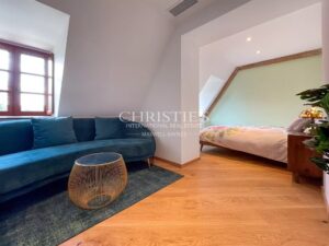 Exquisite Luxury Property with Pool, Tennis Court, and Breathtaking Views