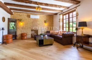 Exquisite Luxury Property with Pool, Tennis Court, and Breathtaking Views