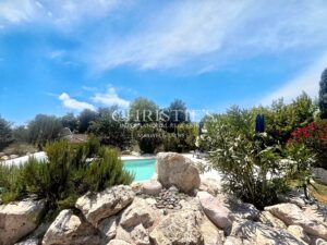A Vendre - Mezan - Piscine - JV1110