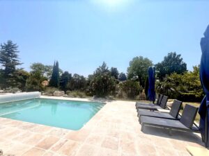 A Vendre - Mezin - Piscine - JV1110