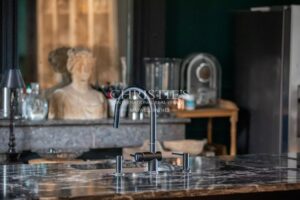 Chartrons - Spacieux appartement de charme de 190m² avec terrasse