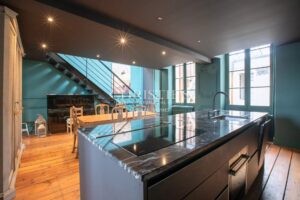 Chartrons - Spacieux appartement de charme de 190m² avec terrasse