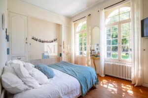 Taussat - Villa néo-basque seconde ligne de la plage