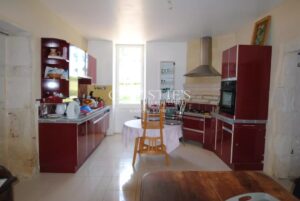 For sale Turnkey vineyard estate of 26 ha - perfectly maintained!