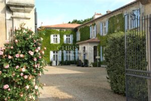 Propriété de prestige au sein d'un parc privé à proximité de Royan