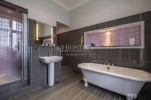 Propriété de prestige au sein d'un parc privé à proximité de Royan