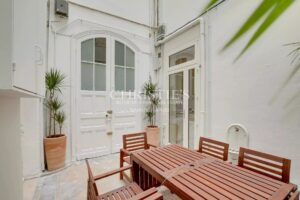 Jardin Public - Elégant appartement de 126m² avec patio