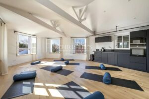 Exceptional Residence, Guest House & Collector’s Garage – Le Bois-Plage-en-Ré