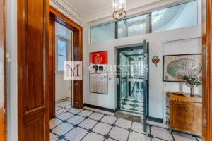 Bordeaux center: Duplex apartment / elevator / 4 bedrooms