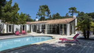 Villa avec piscine, plage à pieds - La Couarde sur Mer