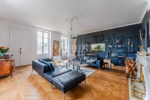 Majestueux Château du XIXᵉ siècle aux Portes de Bordeaux