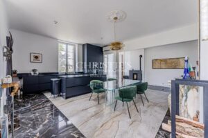 Majestueux Château du XIXᵉ siècle aux Portes de Bordeaux