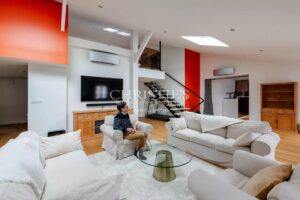 Bordeaux / Large flat in the heart of the historic centre