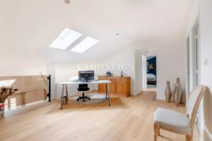 Bordeaux / Large flat in the heart of the historic centre